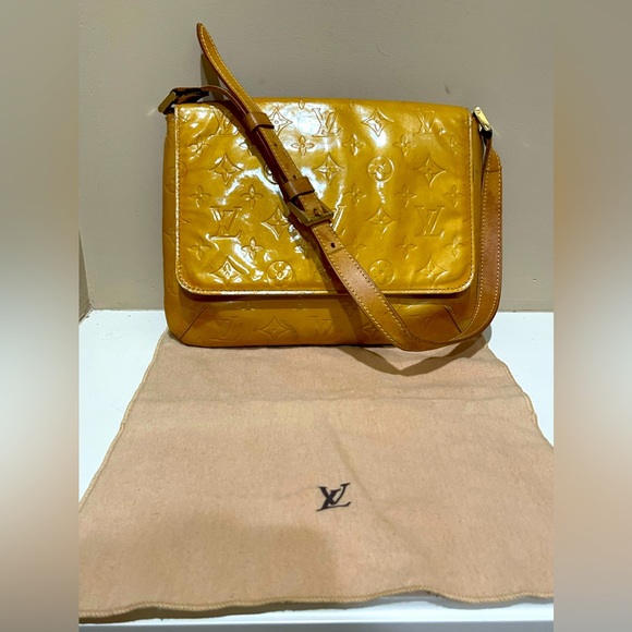 Louis Vuitton Mango Monogram Vernis Thompson Street Bag - Picture 2 of 11